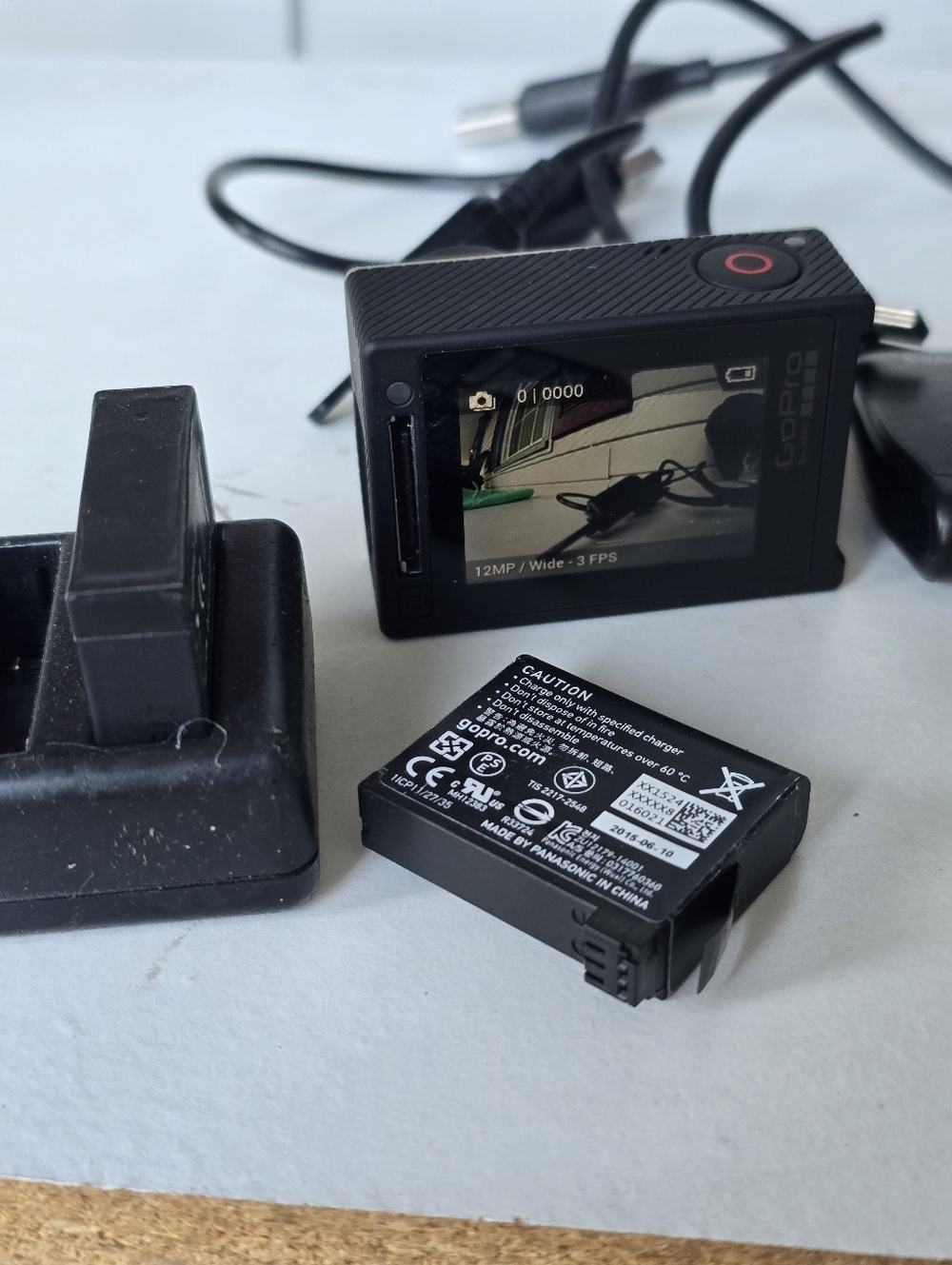 Go Pro Hero 4 & Accessories - Picture 8 of 13